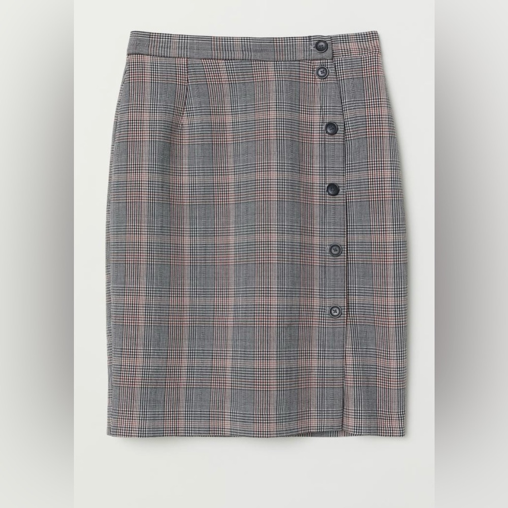 H&M Plaid Pencil Skirt - Size: US 2